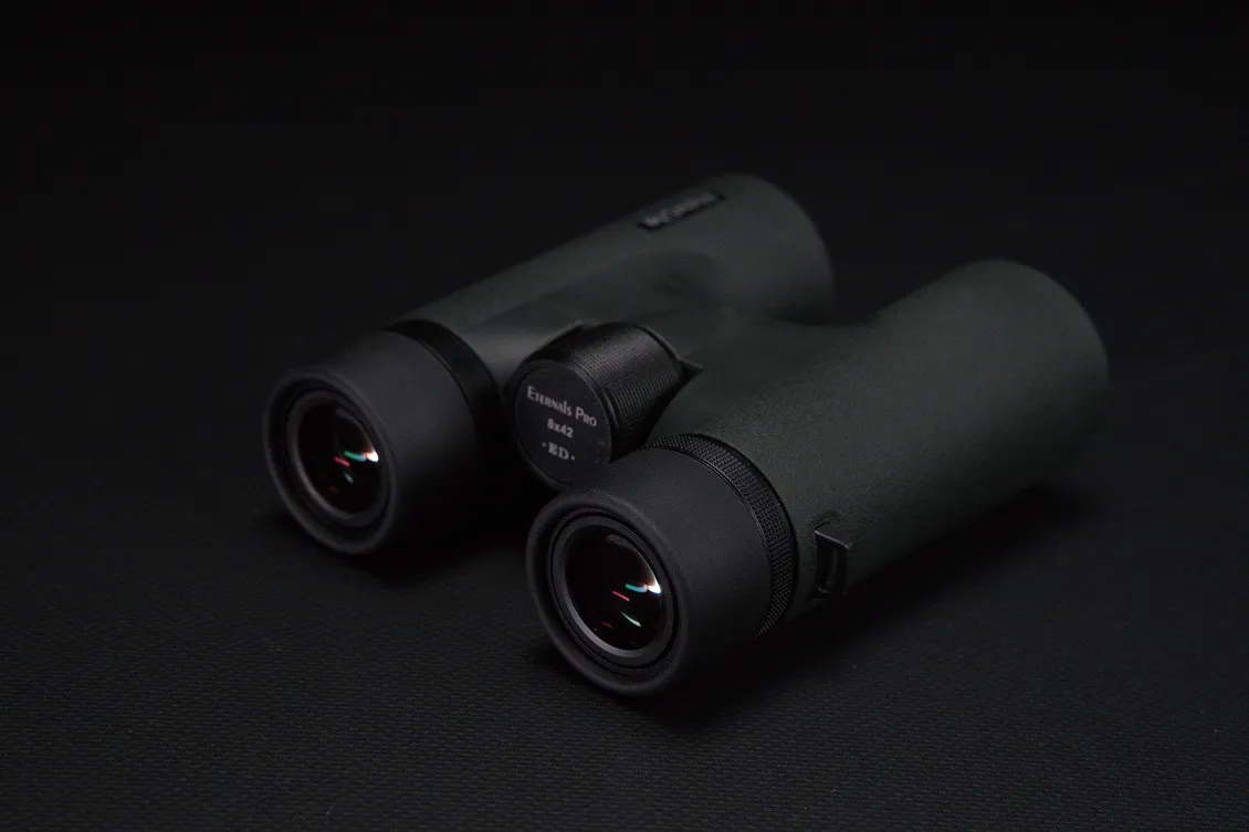 Бинокль MewLite Eternals Pro 8x42 ED Roof для панорамного наблюдения